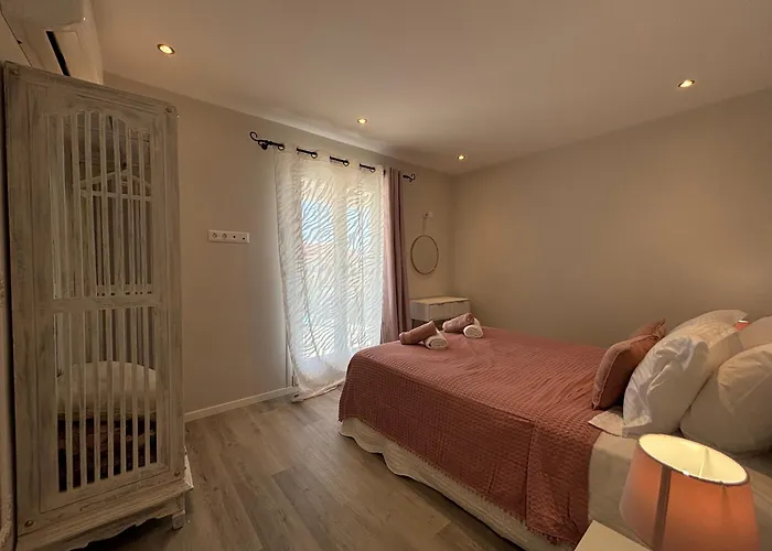 Apartment Mayflower