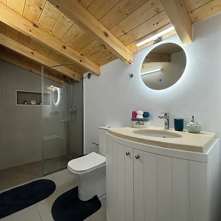 Mayflower Apartament *